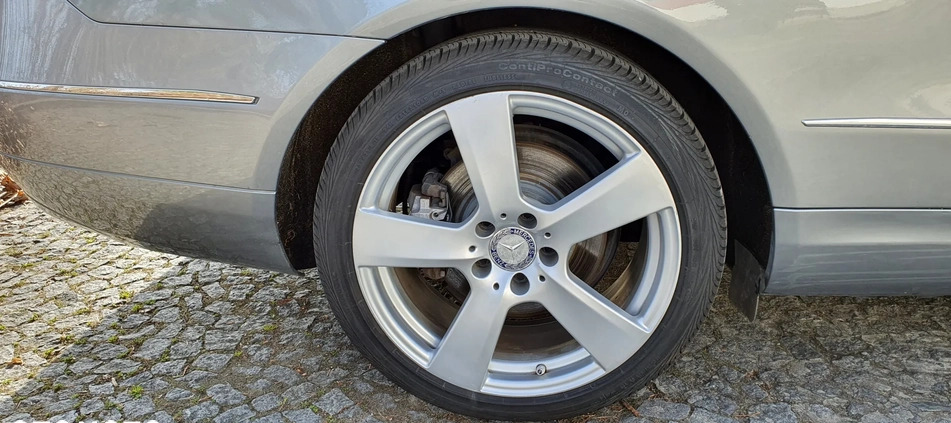 Mercedes-Benz Klasa E cena 93300 przebieg: 110000, rok produkcji 2013 z Warszawa małe 742